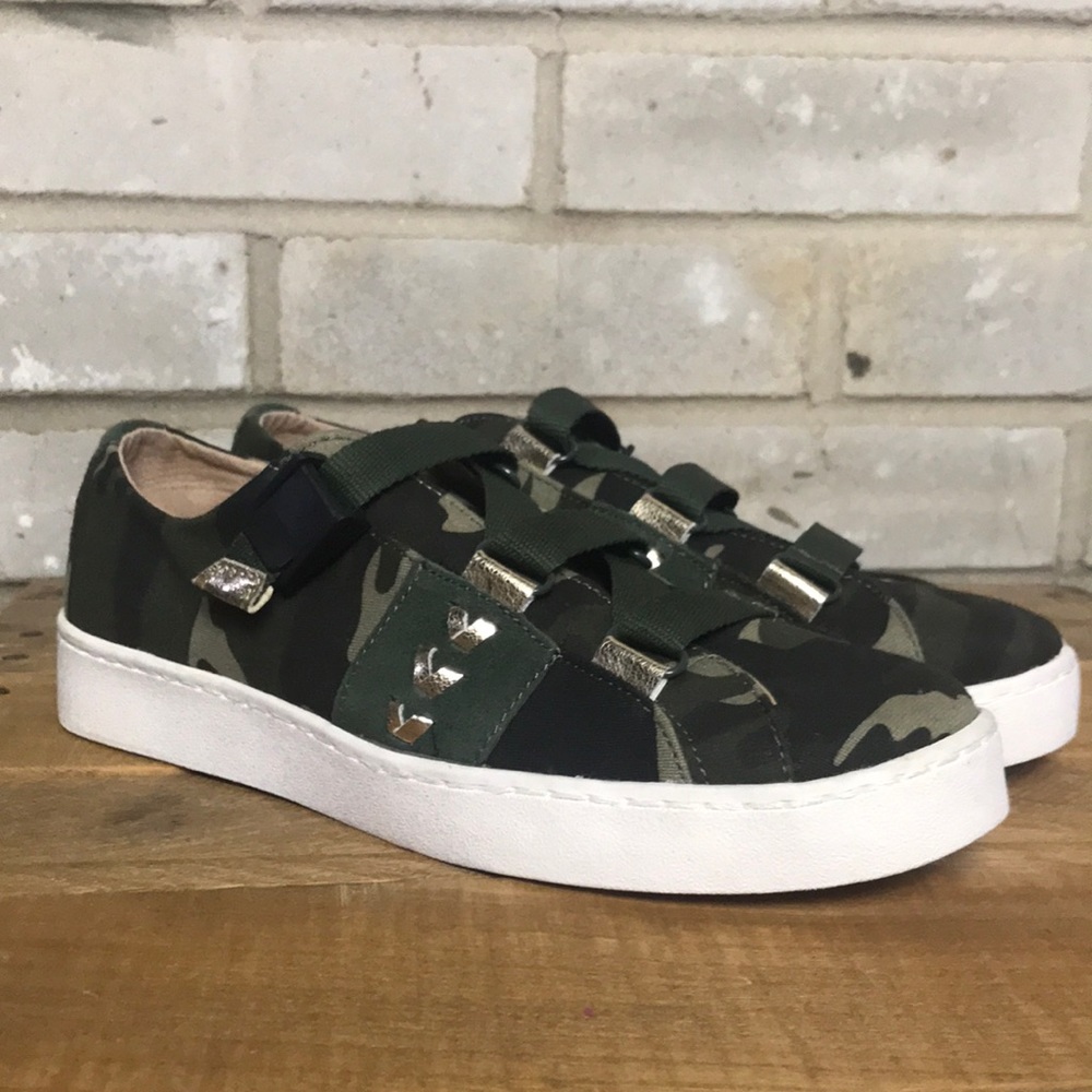 Jack Rogers Warner Camo Canvas Sneakers